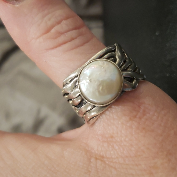 Silpada Coin Pearl Mermaid Ring with Sterling Silver Weave - Picture 3 of 6